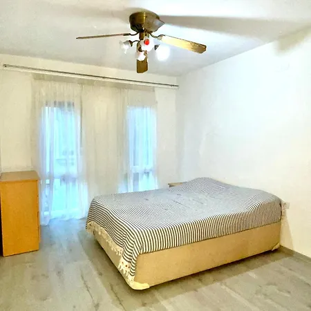 Villa Triplex Family House, *