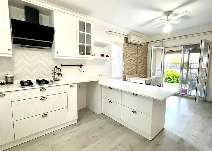 Villa Triplex Family House, Kusadası